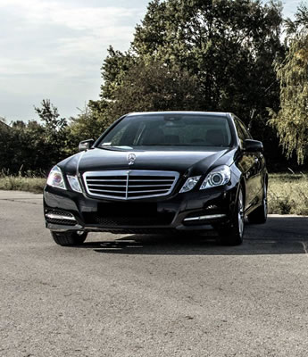 Mercedes Benz E-Class Limo